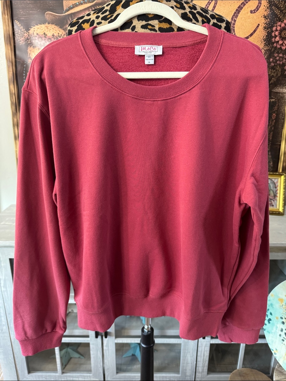 MOCO BOUTIQUE Women's Crewneck Sweatshirt - Rosewood Size XL